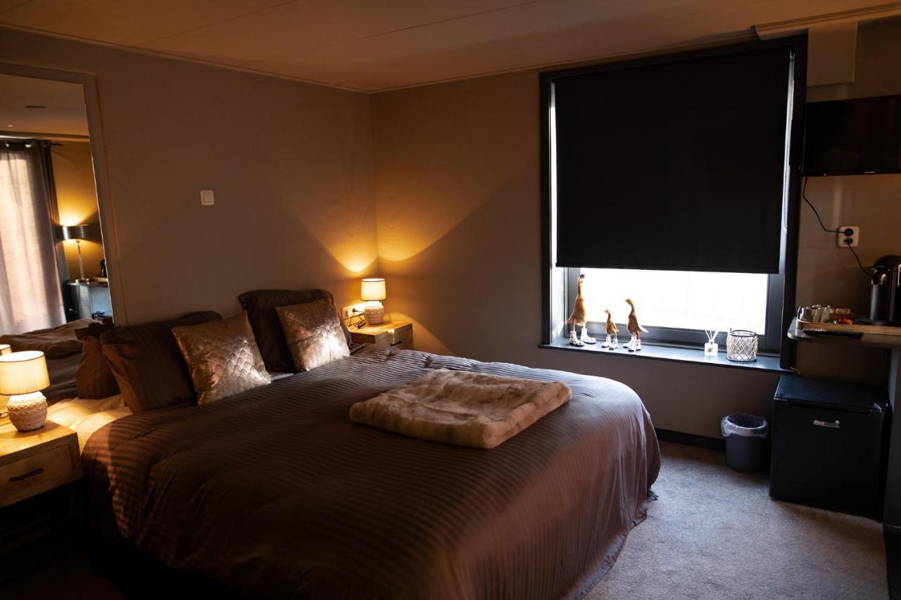 빌로크지일 Yep! Slapen Bij De Sluis B&B 외부 사진