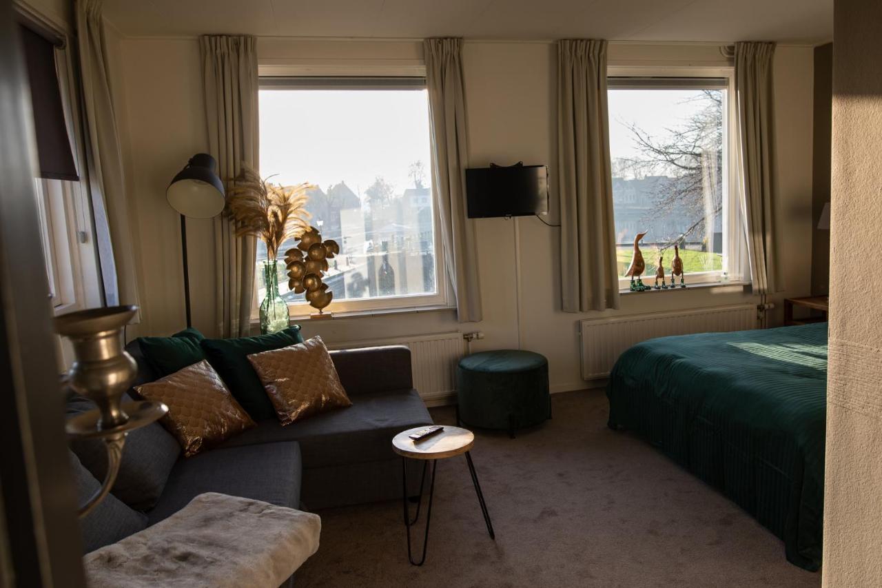 빌로크지일 Yep! Slapen Bij De Sluis B&B 외부 사진